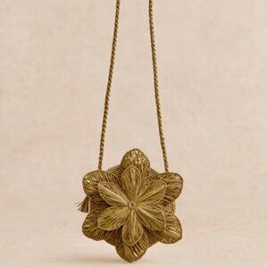 Sézane NWT Clara Basket in Olive Raffia